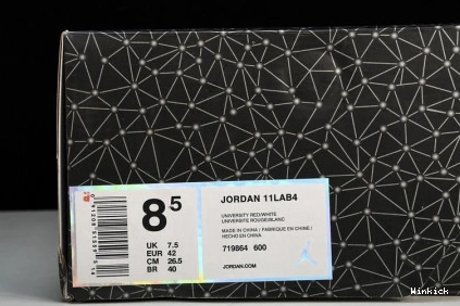 Lab4 719864-600 4 Red Jordan Air 0815